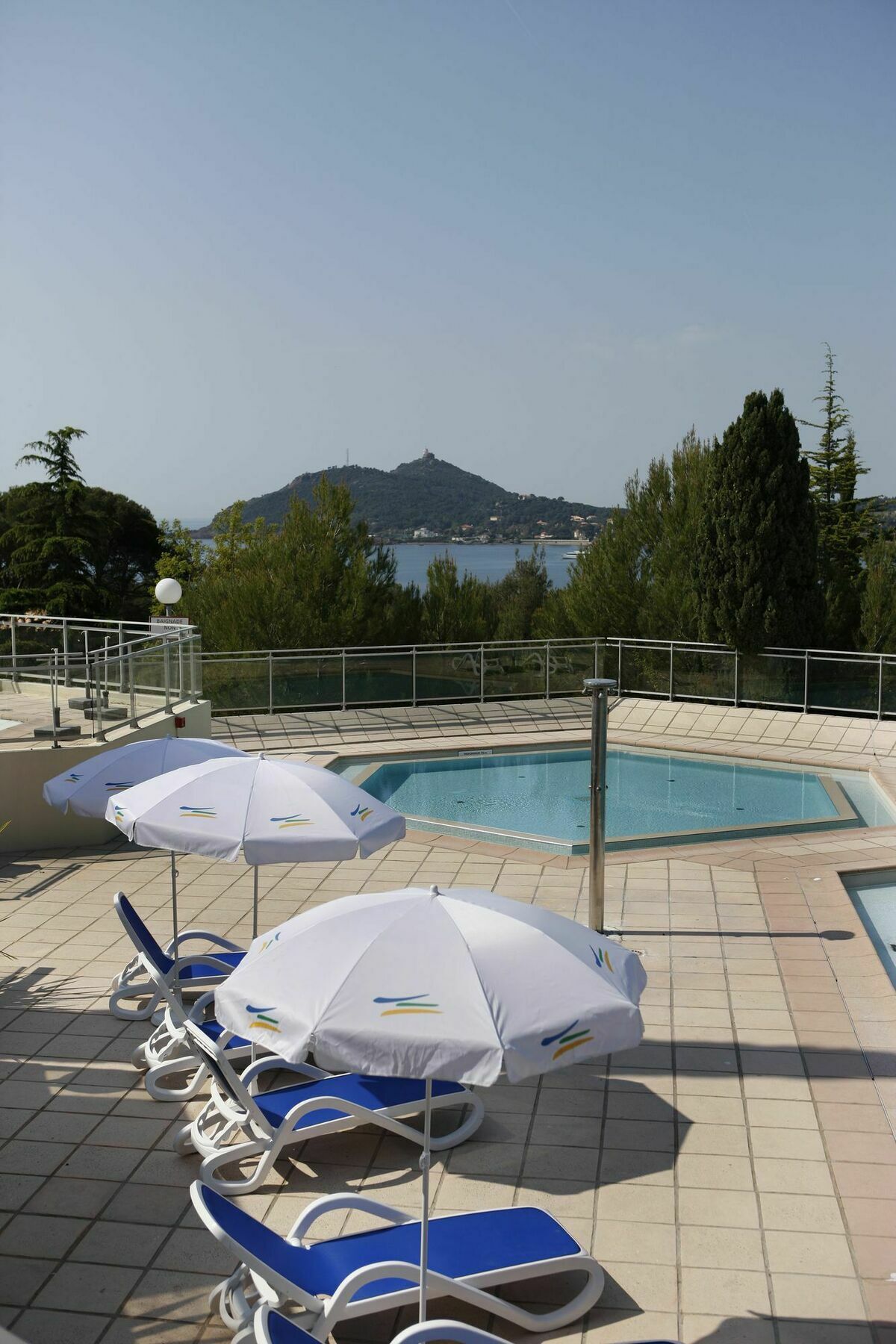 Village Club Les Mas De L'Esterel Saint-Raphaël 外观 照片
