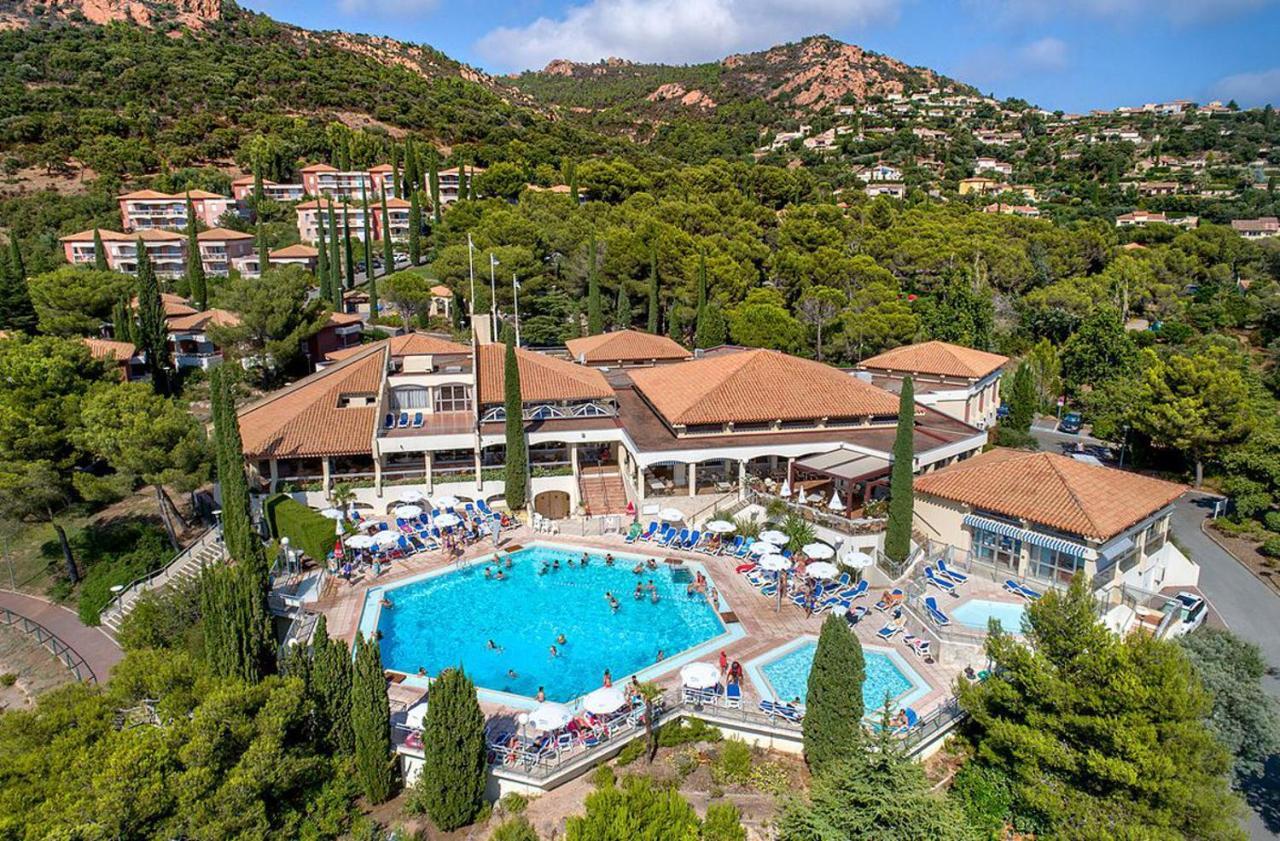 Village Club Les Mas De L'Esterel Saint-Raphaël 外观 照片