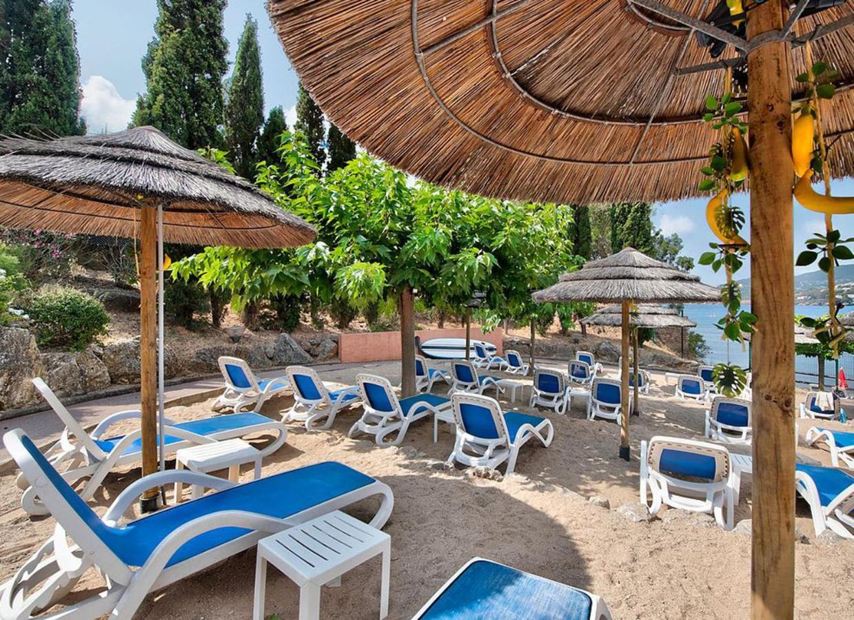 Village Club Les Mas De L'Esterel Saint-Raphaël 外观 照片