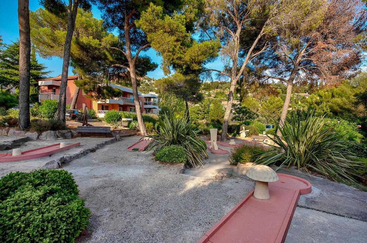 Village Club Les Mas De L'Esterel Saint-Raphaël 外观 照片