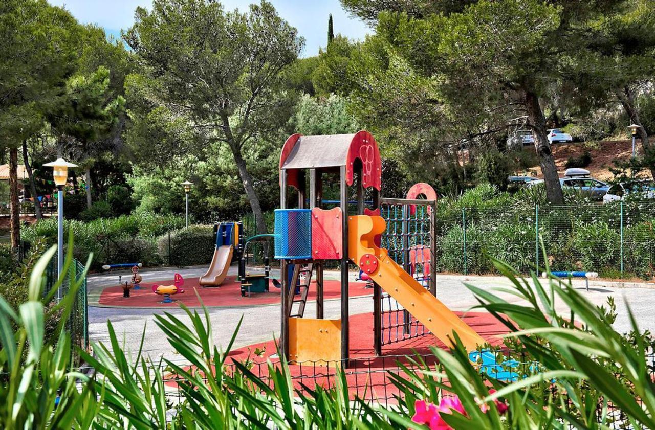Village Club Les Mas De L'Esterel Saint-Raphaël 外观 照片